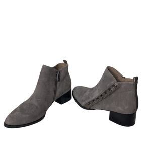 Donald J. Pliner Avea Gray Suede zip ankle boot size 6M Like new